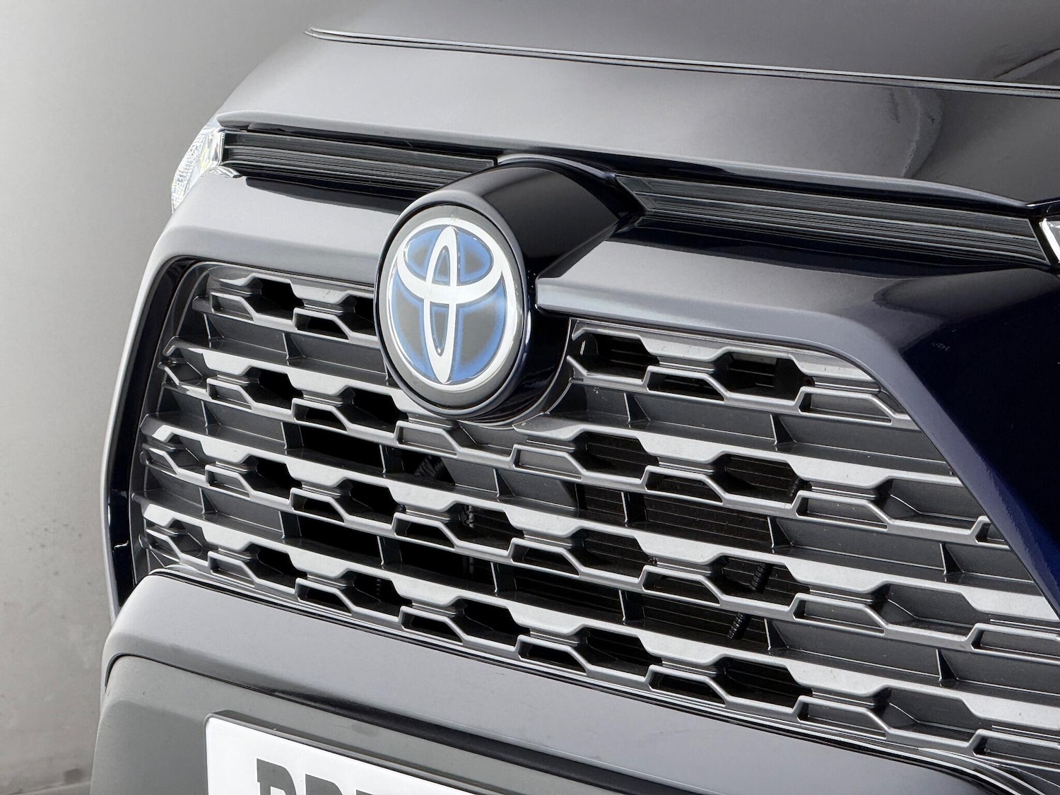 Used Toyota RAV4 for sale - 76468190: Photo 42