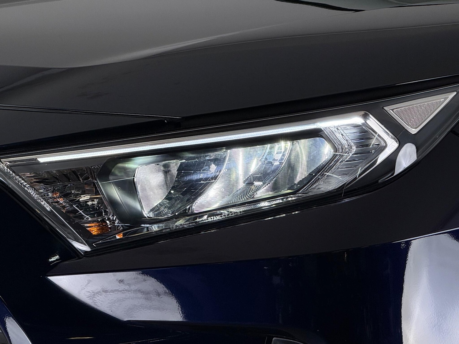 Used Toyota RAV4 for sale - 76468190: Photo 8