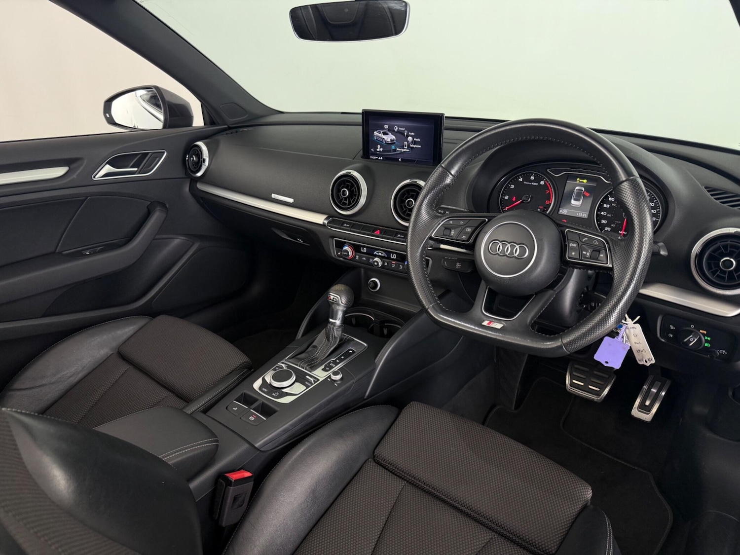 Used Audi A3 Cabriolet 2017 for sale - 77216680: Photo 11