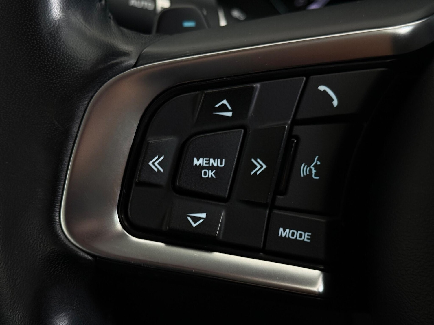 Used Jaguar XF 2019 for sale - 77744254: Photo 17