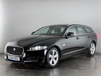 Used Jaguar XF 2019 for sale - 77744254: Photo