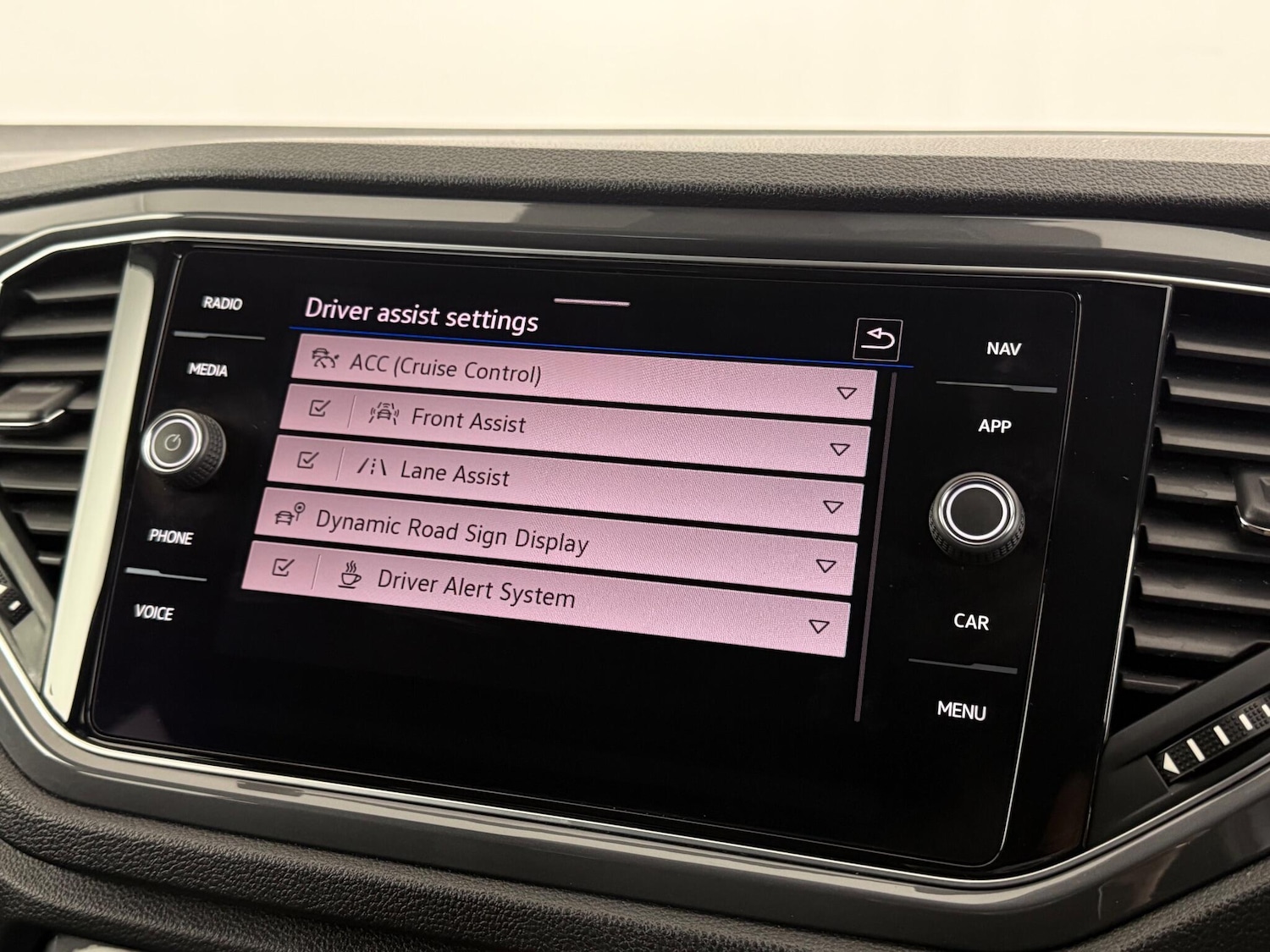 Used Volkswagen T-Roc 2021 for sale - 77221963: Photo 28