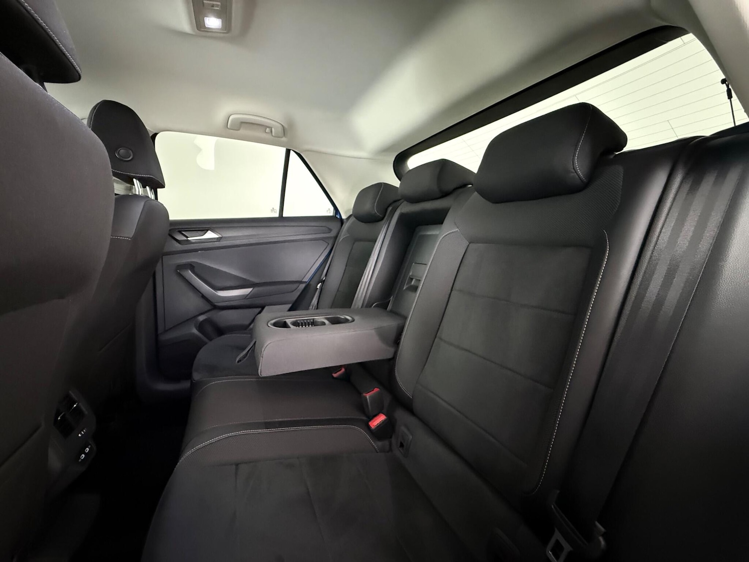 Used Volkswagen T-Roc 2022 for sale - 77412461: Photo 13