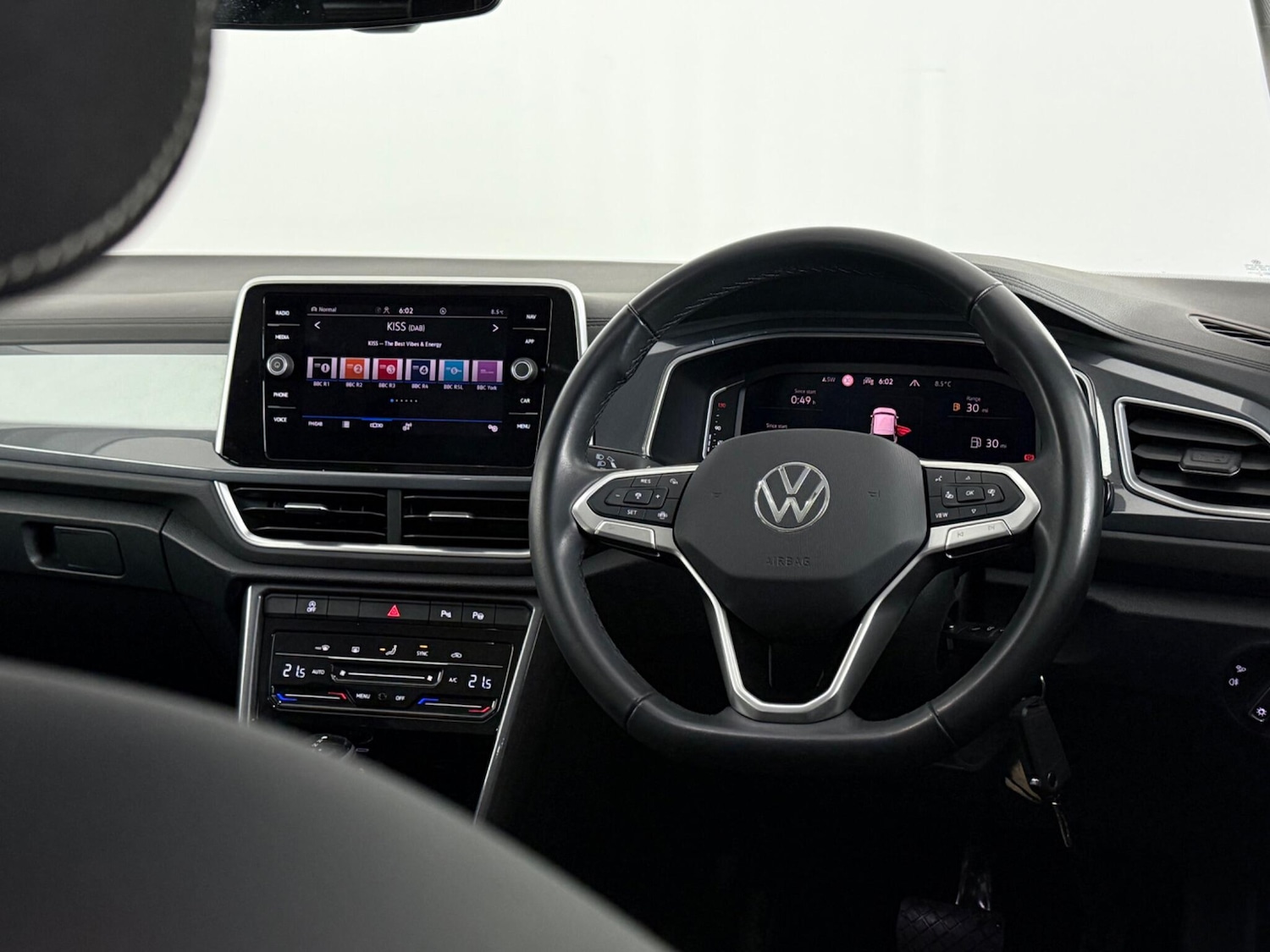 Used Volkswagen T-Roc 2022 for sale - 77412461: Photo 15