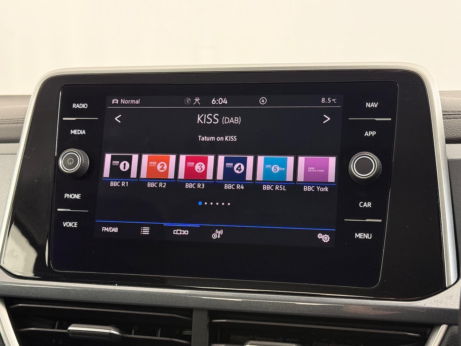 Used Volkswagen T-Roc 2022 for sale - 77412461: Photo 26