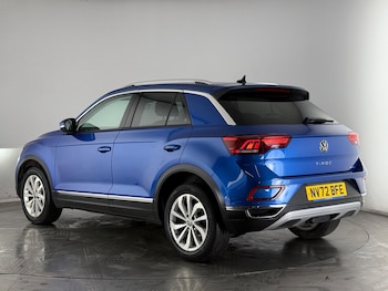 Used Volkswagen T-Roc 2022 for sale - 77412461: Photo