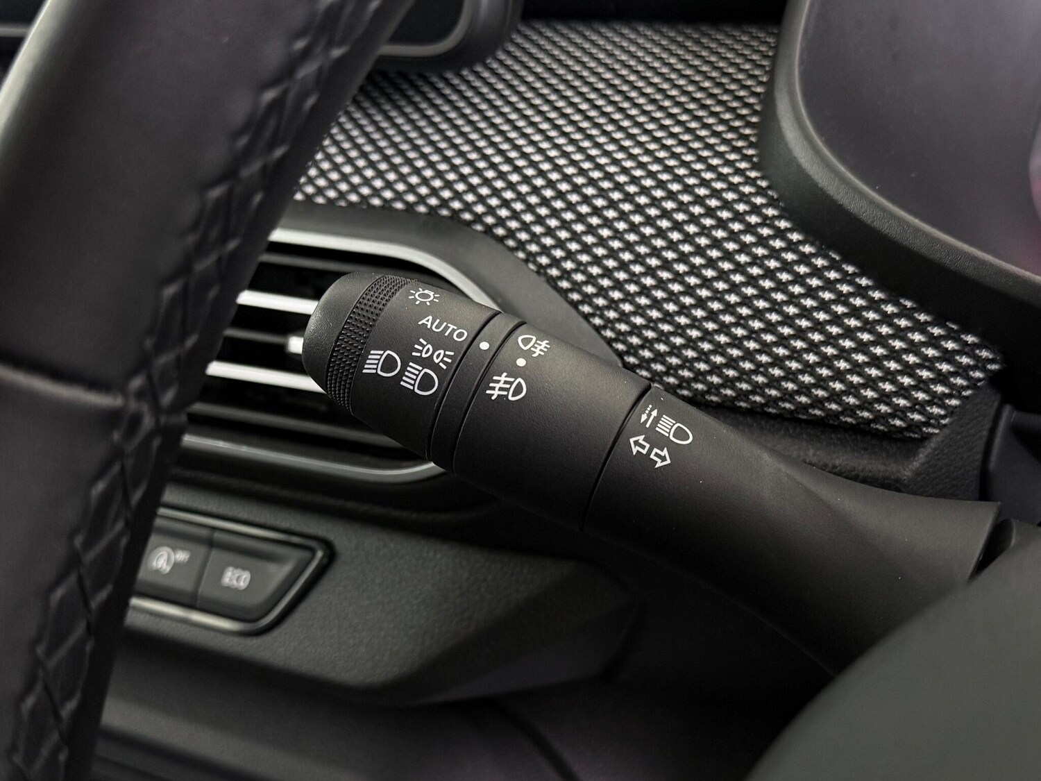 Used Dacia Jogger 2023 for sale - 76550739: Photo 24