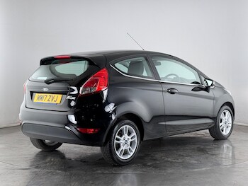 Used Ford Fiesta 2017 for sale - 77497624: Photo