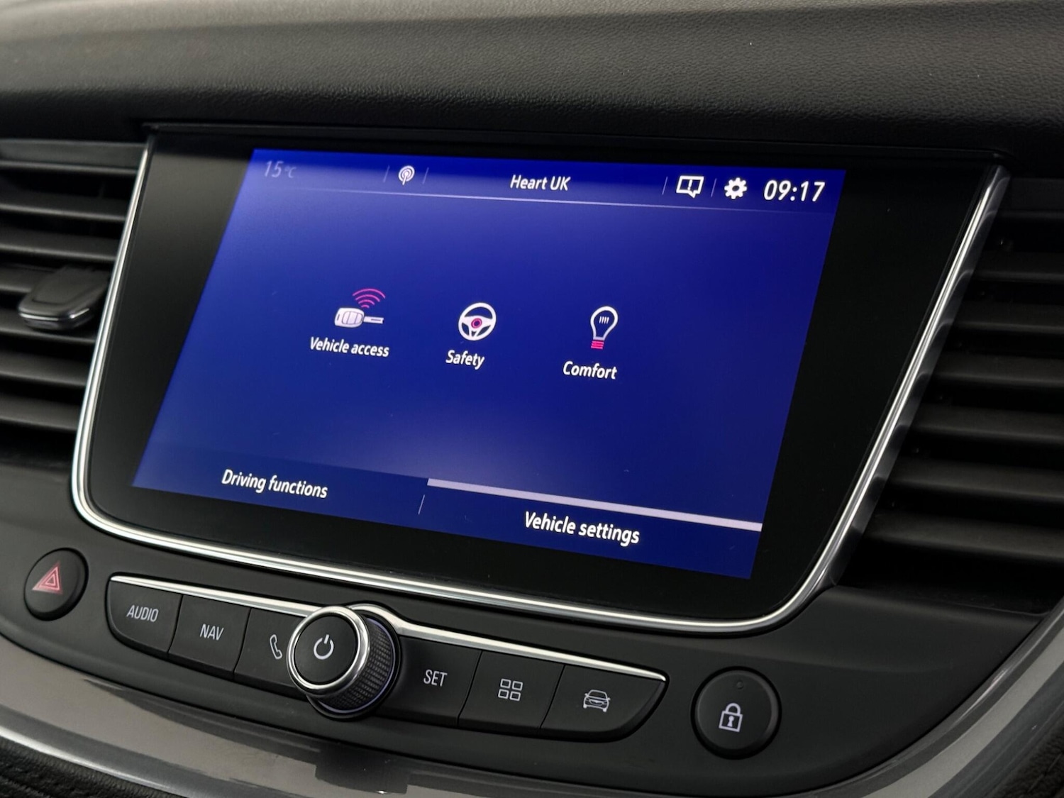 Used Vauxhall Grandland X 2018 for sale - 76996552: Photo 32