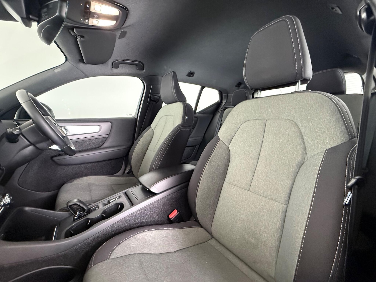 Used Volvo XC40 2022 for sale - 77246089: Photo 15