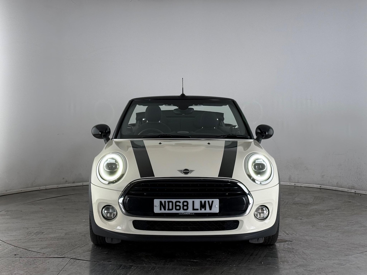 Used MINI Convertible 2018 for sale - 76468556: Photo 3