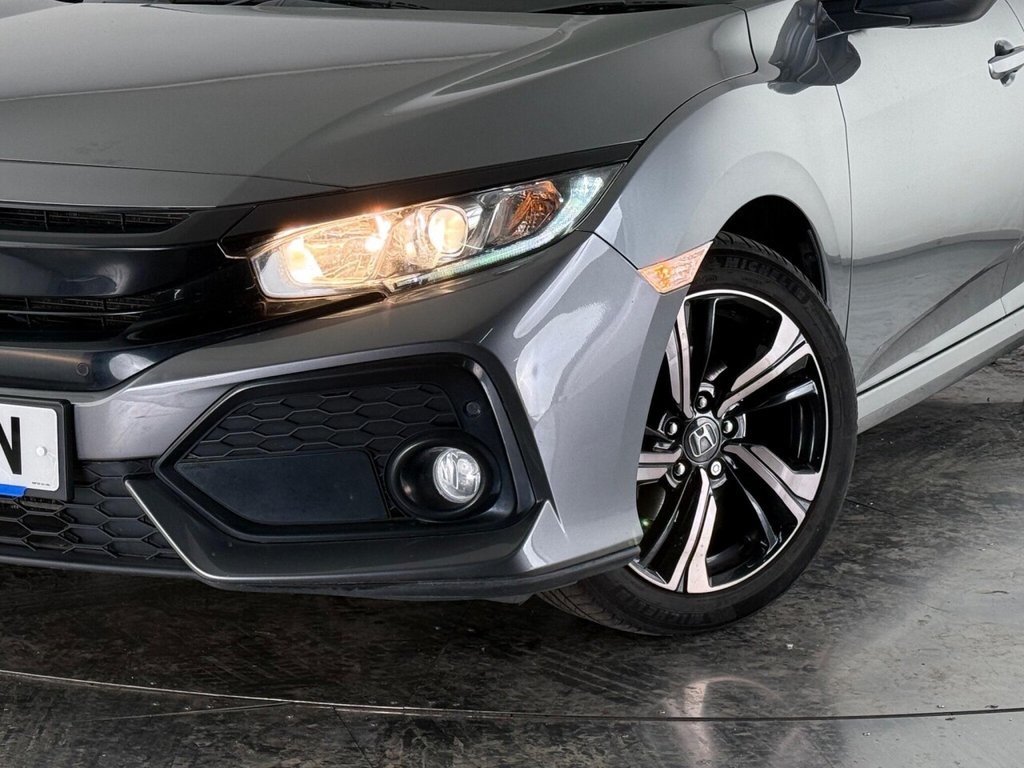Used Honda Civic 2019 for sale - 76003469: Photo 46