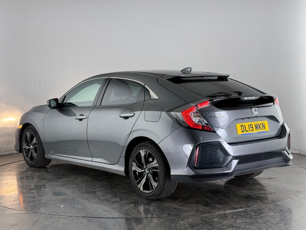Used Honda Civic 2019 for sale - 76003469: Photo 5