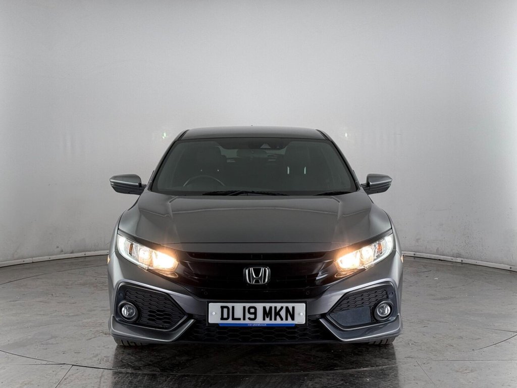 Used Honda Civic 2019 for sale - 76003469: Photo 7