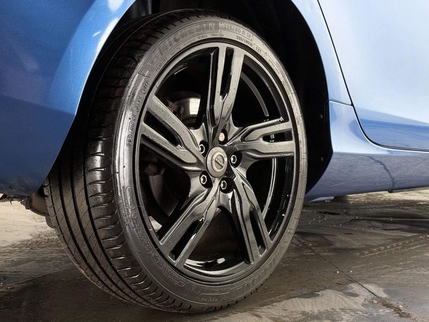 Used Volvo V40 2018 for sale - 77260044: Photo 7