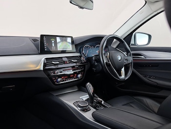 Used BMW 5 Series 2017 for sale - 79431021: Photo