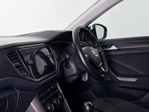 Used Volkswagen T-Roc 2019 for sale - 75648203: Photo 16