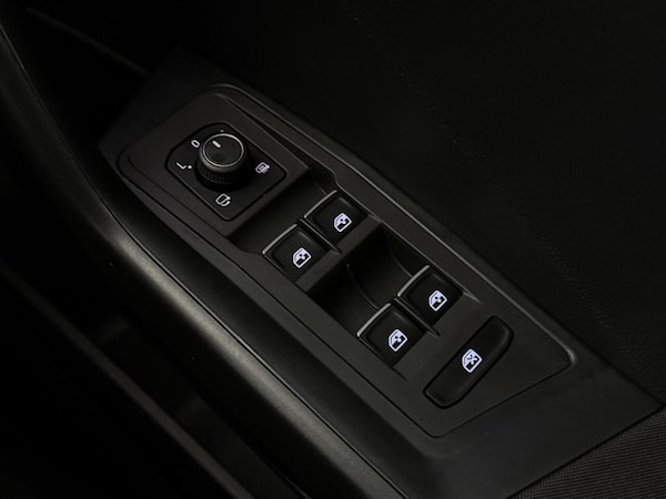 Used Volkswagen T-Roc 2019 for sale - 75648203: Photo 22