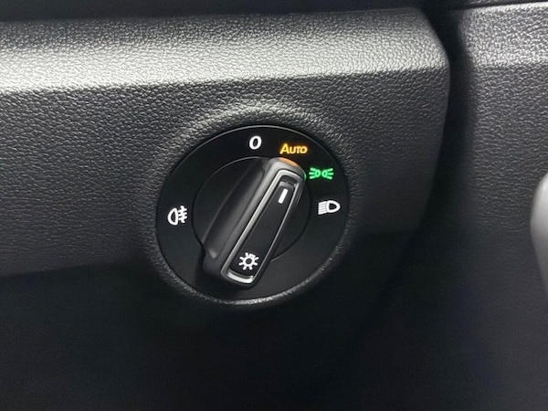 Used Volkswagen T-Roc 2019 for sale - 75648203: Photo 23