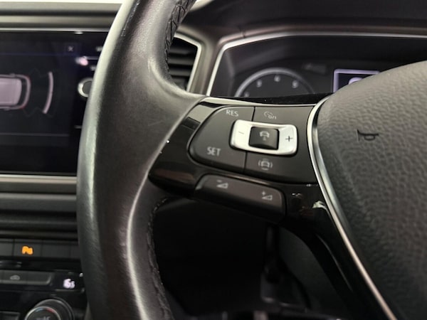Used Volkswagen T-Roc 2019 for sale - 75648203: Photo 26