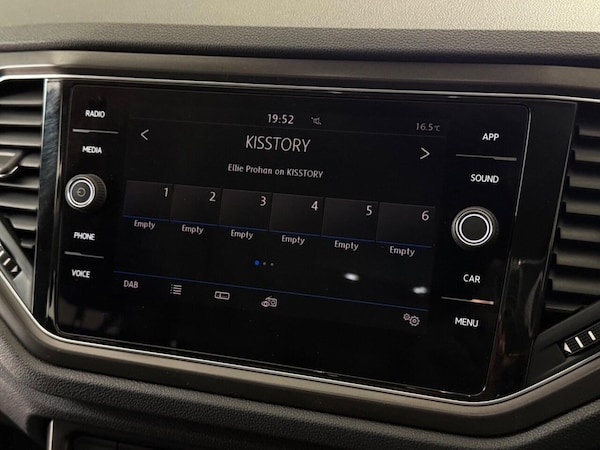 Used Volkswagen T-Roc 2019 for sale - 75648203: Photo 35