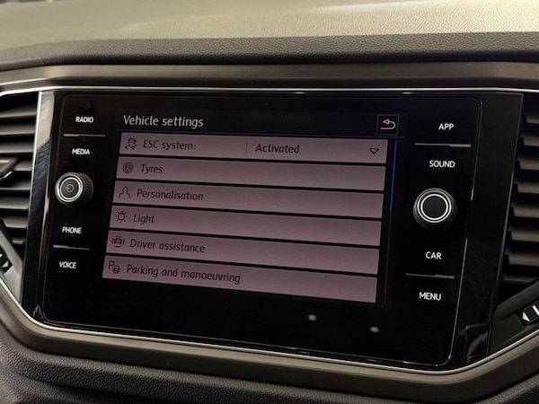 Used Volkswagen T-Roc 2019 for sale - 75648203: Photo 37