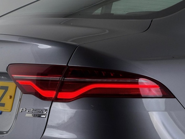 Used Jaguar XE 2020 for sale - 75758489: Photo 10