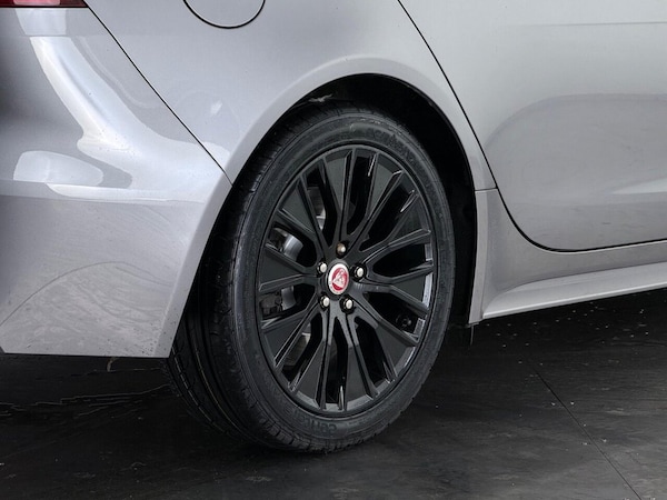 Used Jaguar XE 2020 for sale - 75758489: Photo 12