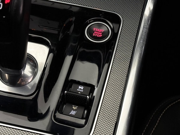 Used Jaguar XE 2020 for sale - 75758489: Photo 43