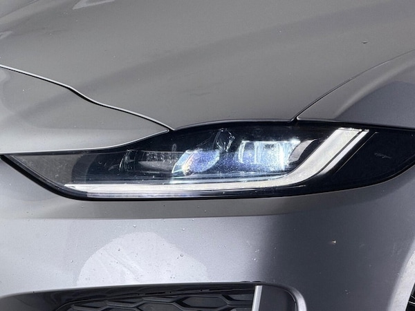 Used Jaguar XE 2020 for sale - 75758489: Photo 8