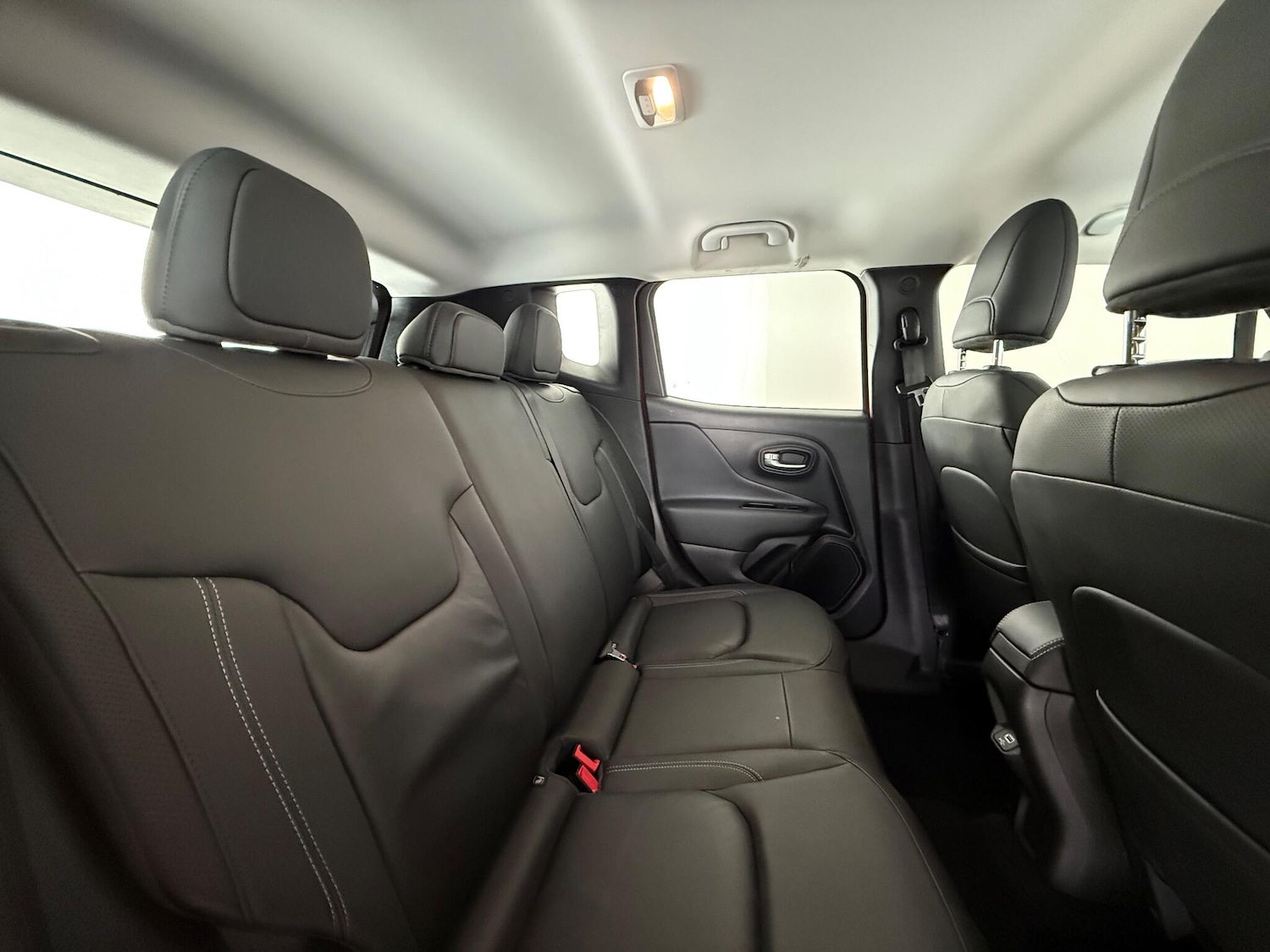 Used Jeep Renegade 2021 for sale - 77260235: Photo 11