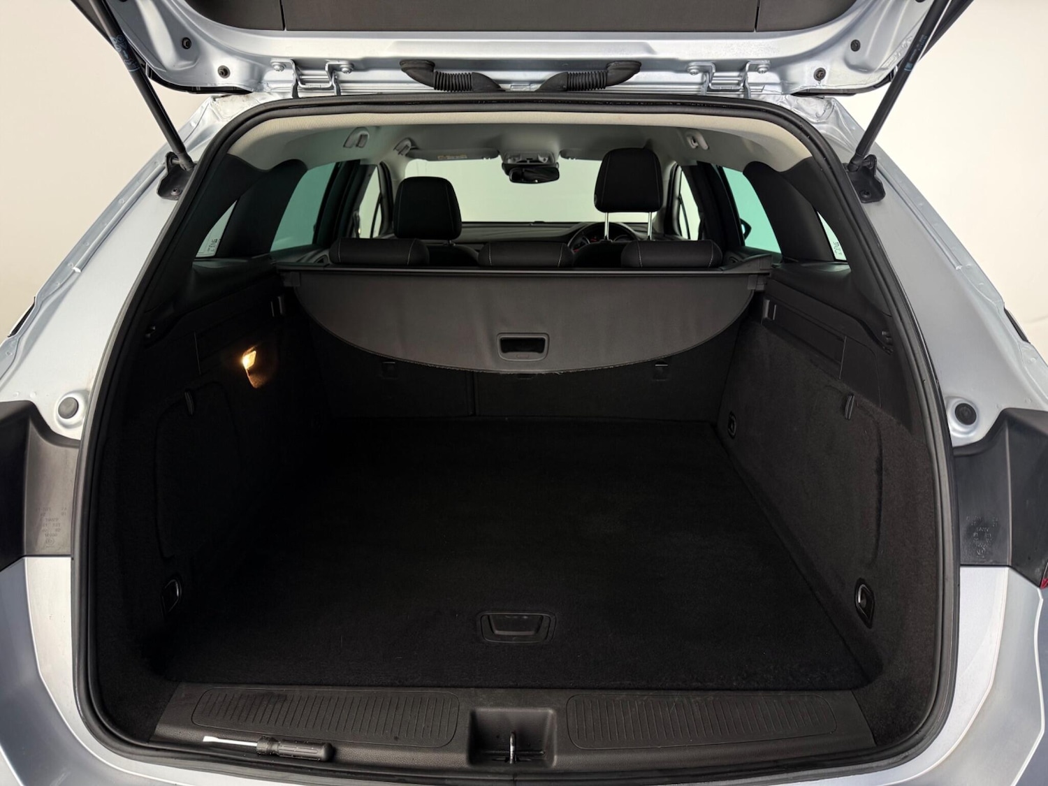 Used Vauxhall Astra 2019 for sale - 77672088: Photo 10