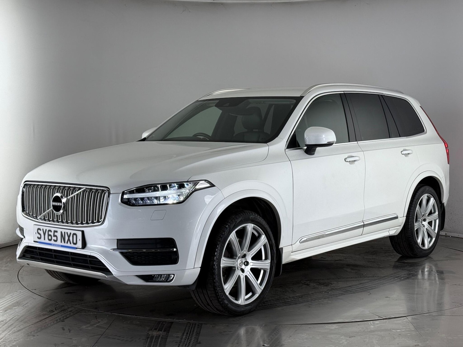Used Volvo XC90 2015 for sale - 77412513: Photo 2