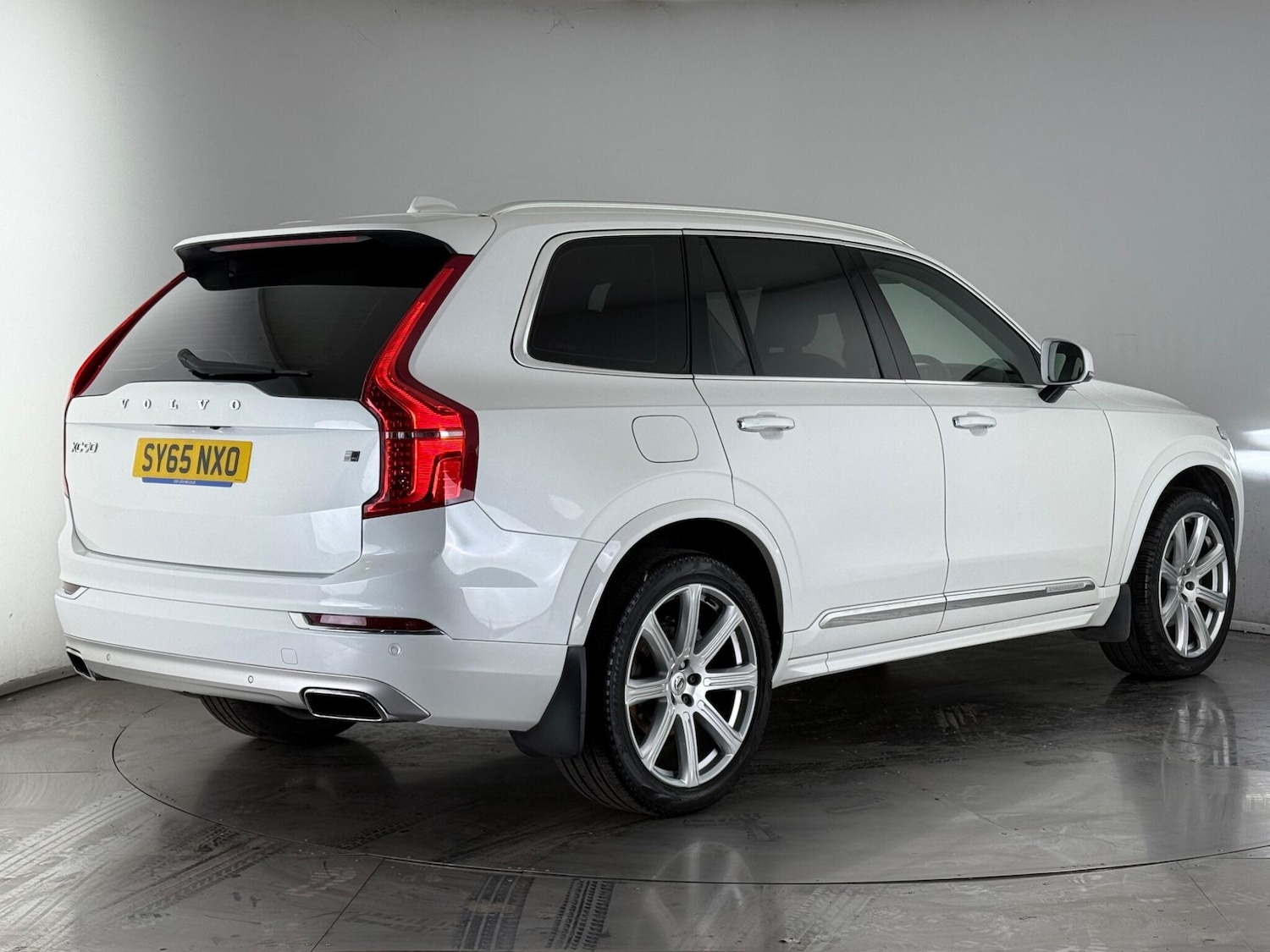 Used Volvo XC90 2015 for sale - 77412513: Photo 4