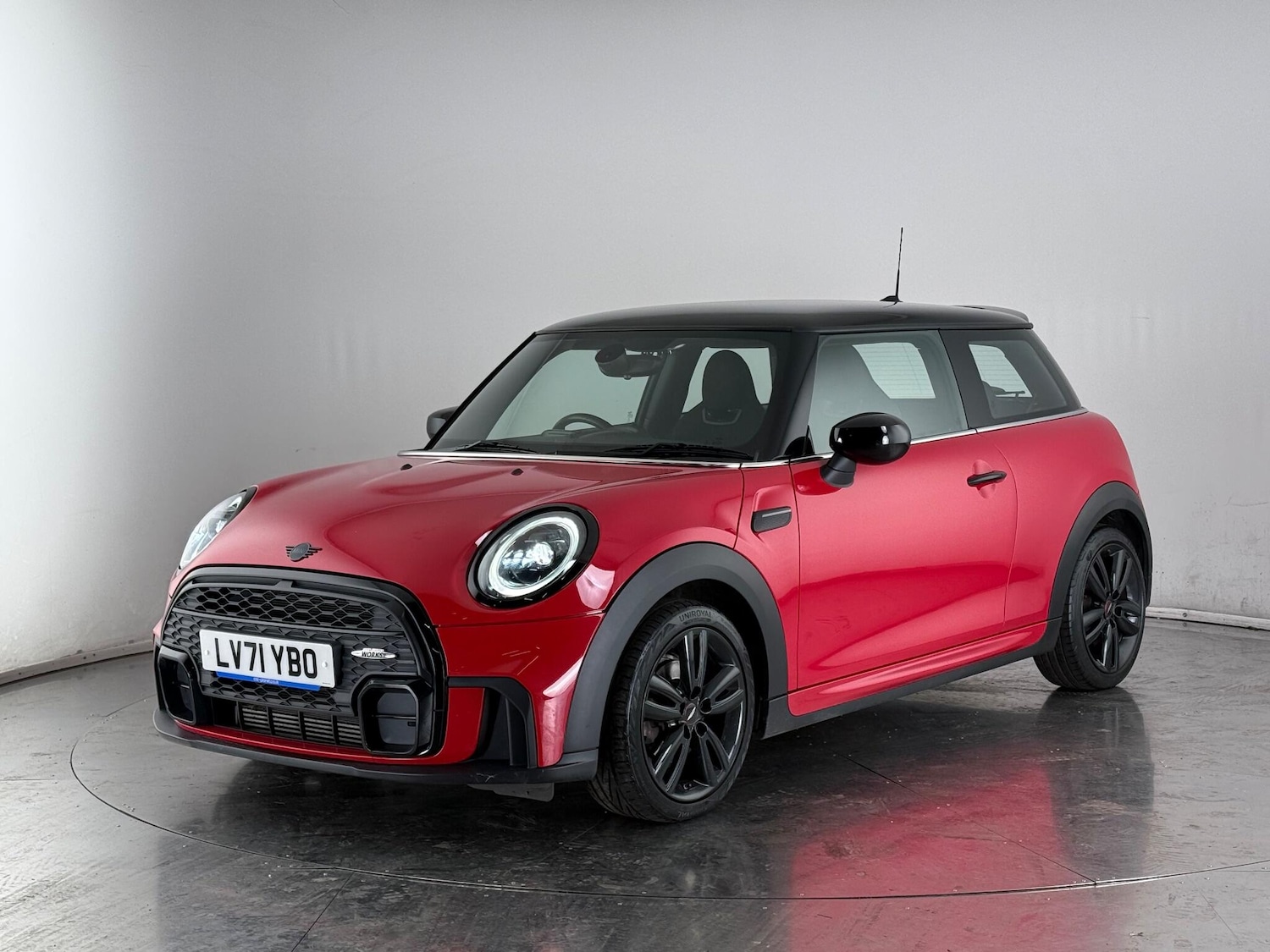 Used MINI Hatch 2021 for sale - 77181272: Photo 2