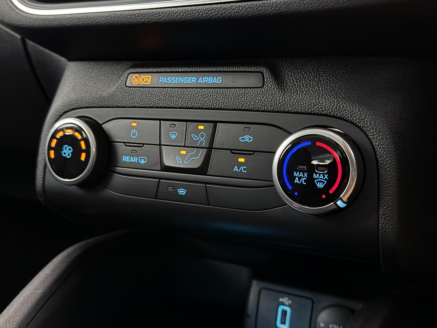 Used Ford Focus 2020 for sale - 77180802: Photo 30