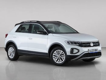 Used Volkswagen T-Roc 2023 for sale - 79237289: Photo