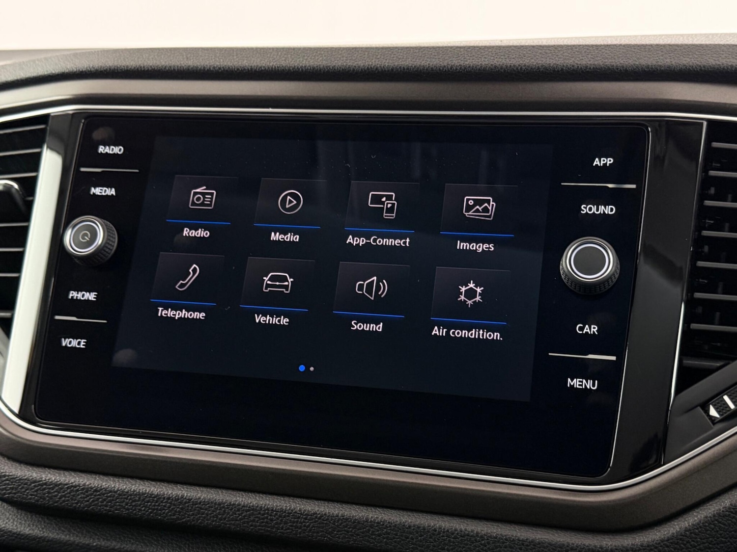 Used Volkswagen T-Roc 2018 for sale - 77626385: Photo 30