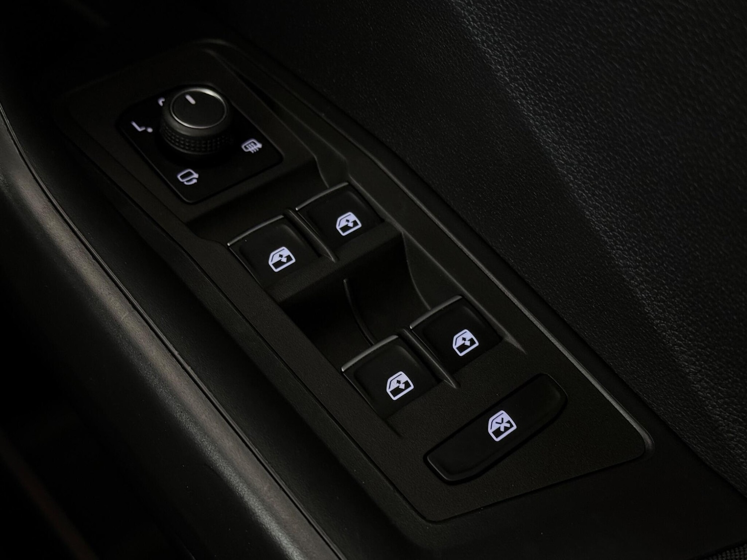 Used Volkswagen T-Roc 2018 for sale - 77626385: Photo 34