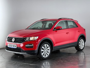 Used Volkswagen T-Roc 2018 for sale - 77626385: Photo