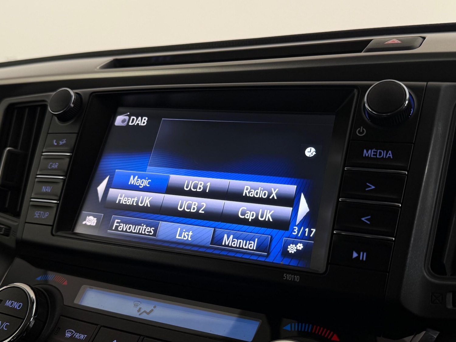 Used Toyota RAV4 2017 for sale - 77217117: Photo 25