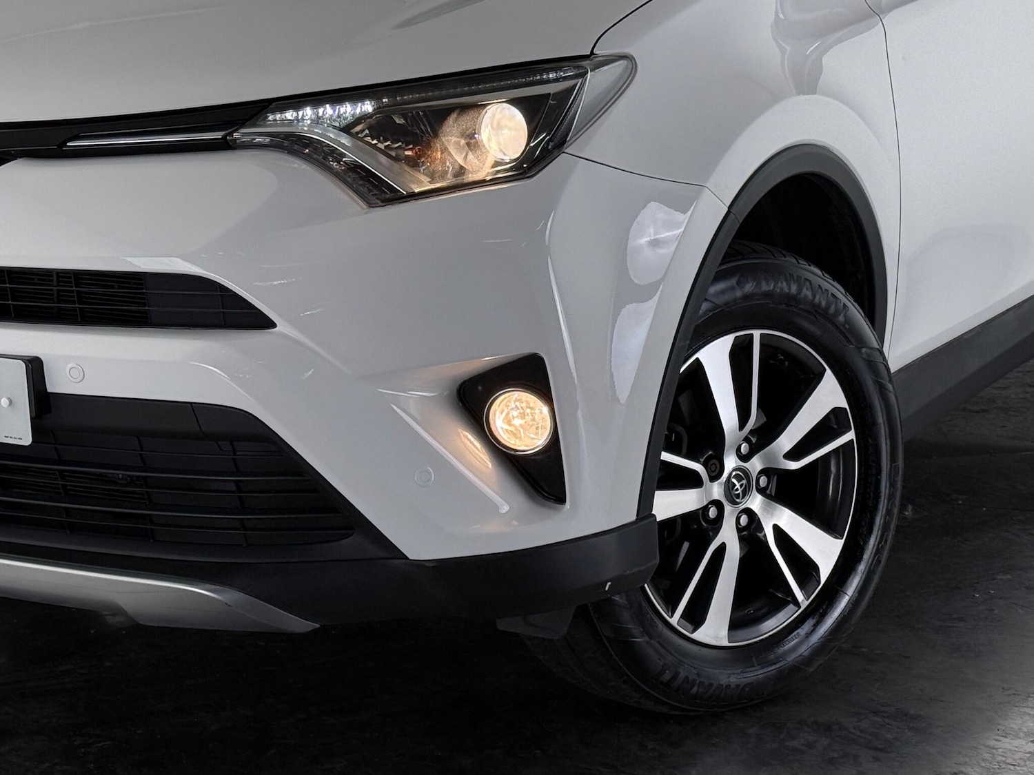 Used Toyota RAV4 2017 for sale - 77217117: Photo 34