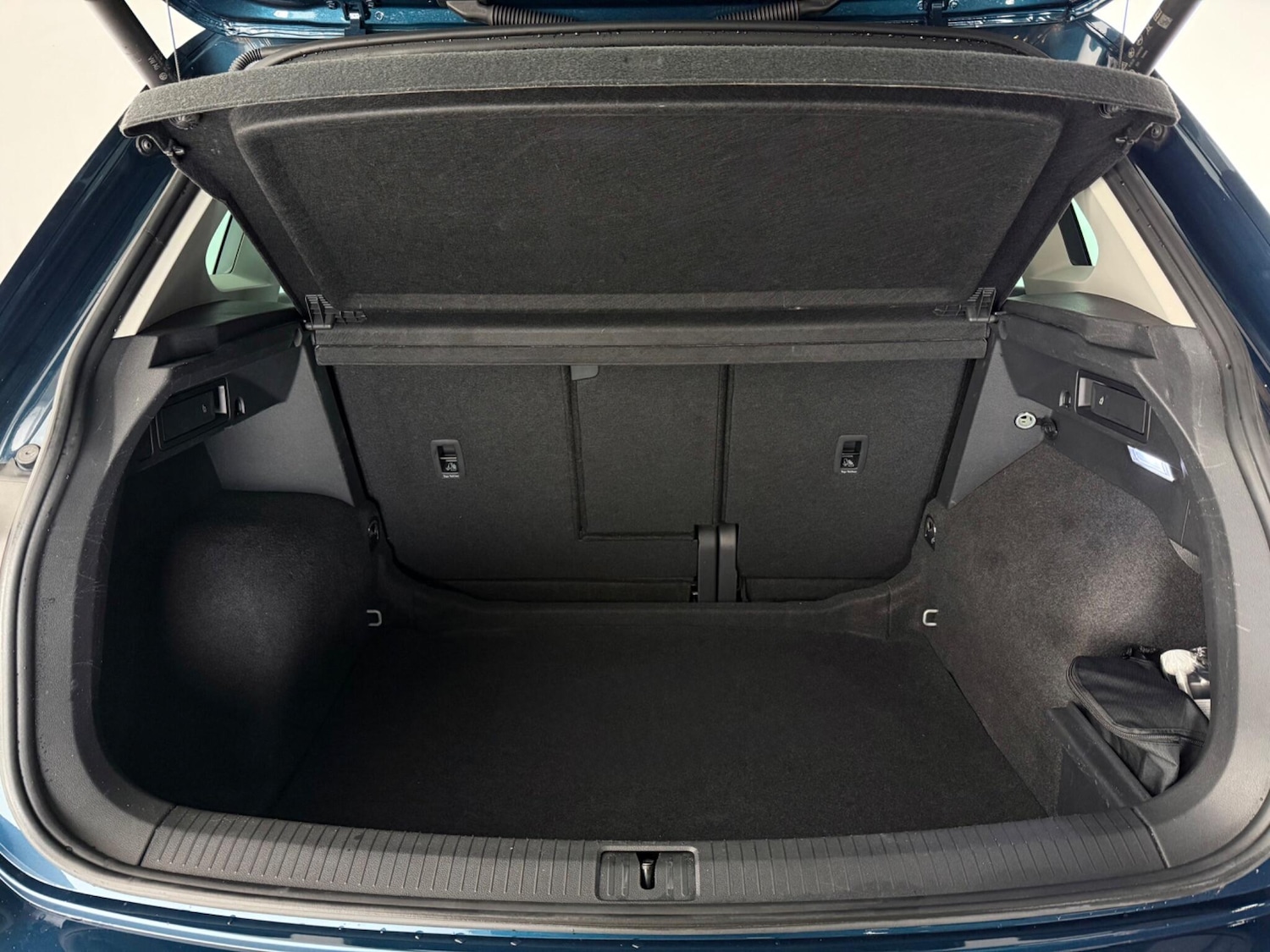 Used Volkswagen Tiguan 2022 for sale - 77260117: Photo 8