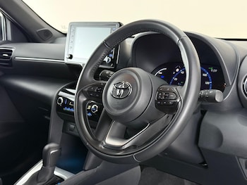 Used Toyota Yaris Cross 2023 for sale - 78879183: Photo