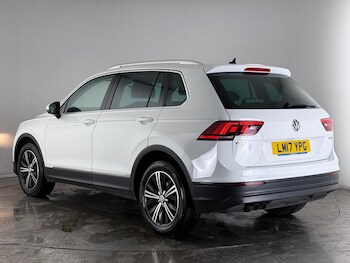 Used Volkswagen Tiguan 2017 for sale - 76993116: Photo