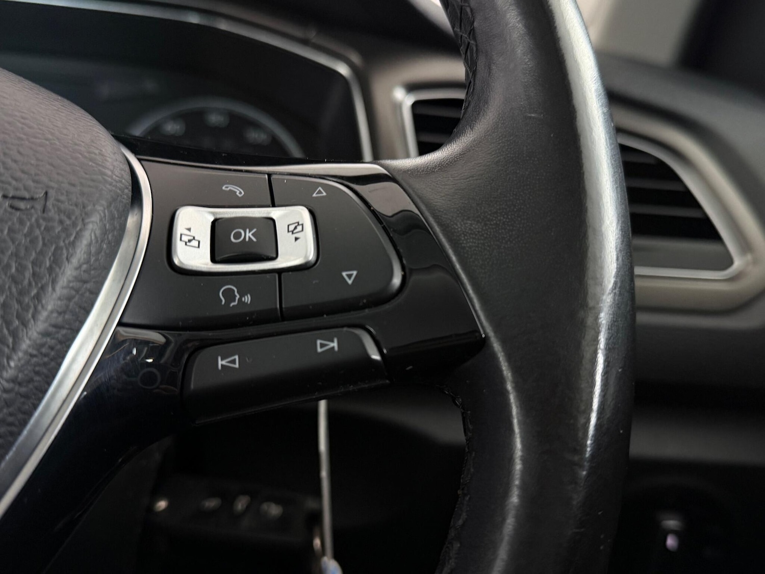 Used Volkswagen T-Roc 2018 for sale - 77259563: Photo 20