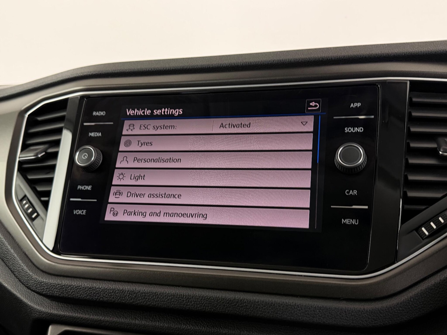 Used Volkswagen T-Roc 2018 for sale - 77259563: Photo 31