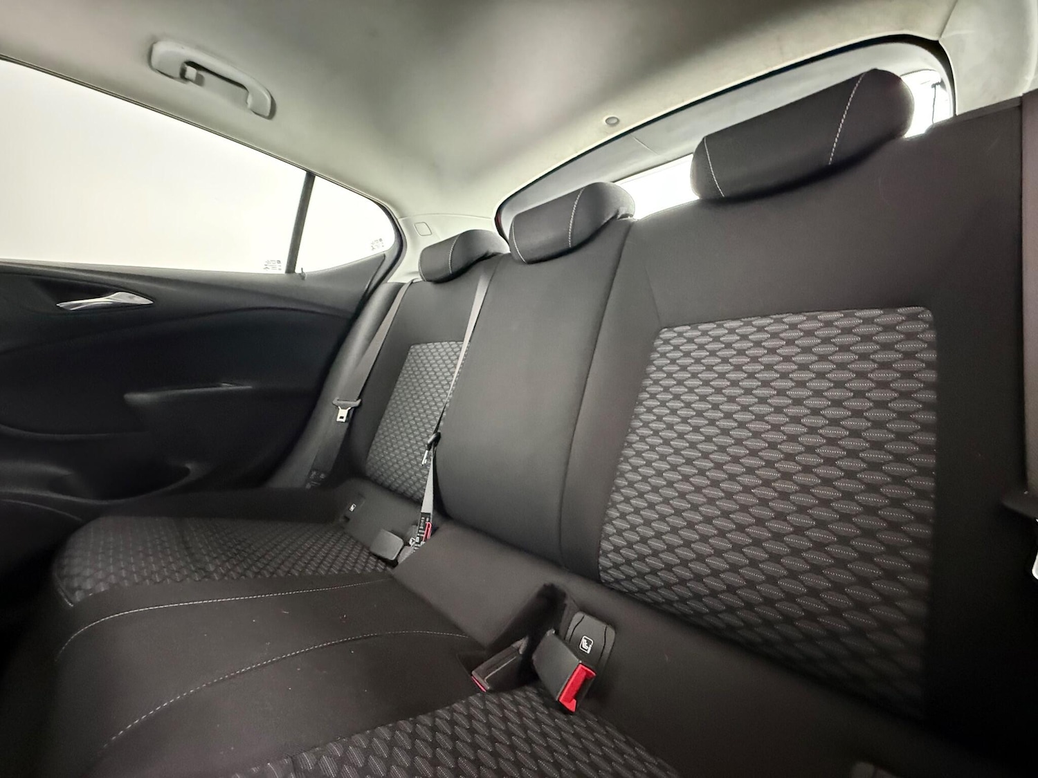 Used Vauxhall Astra 2017 for sale - 77815167: Photo 13