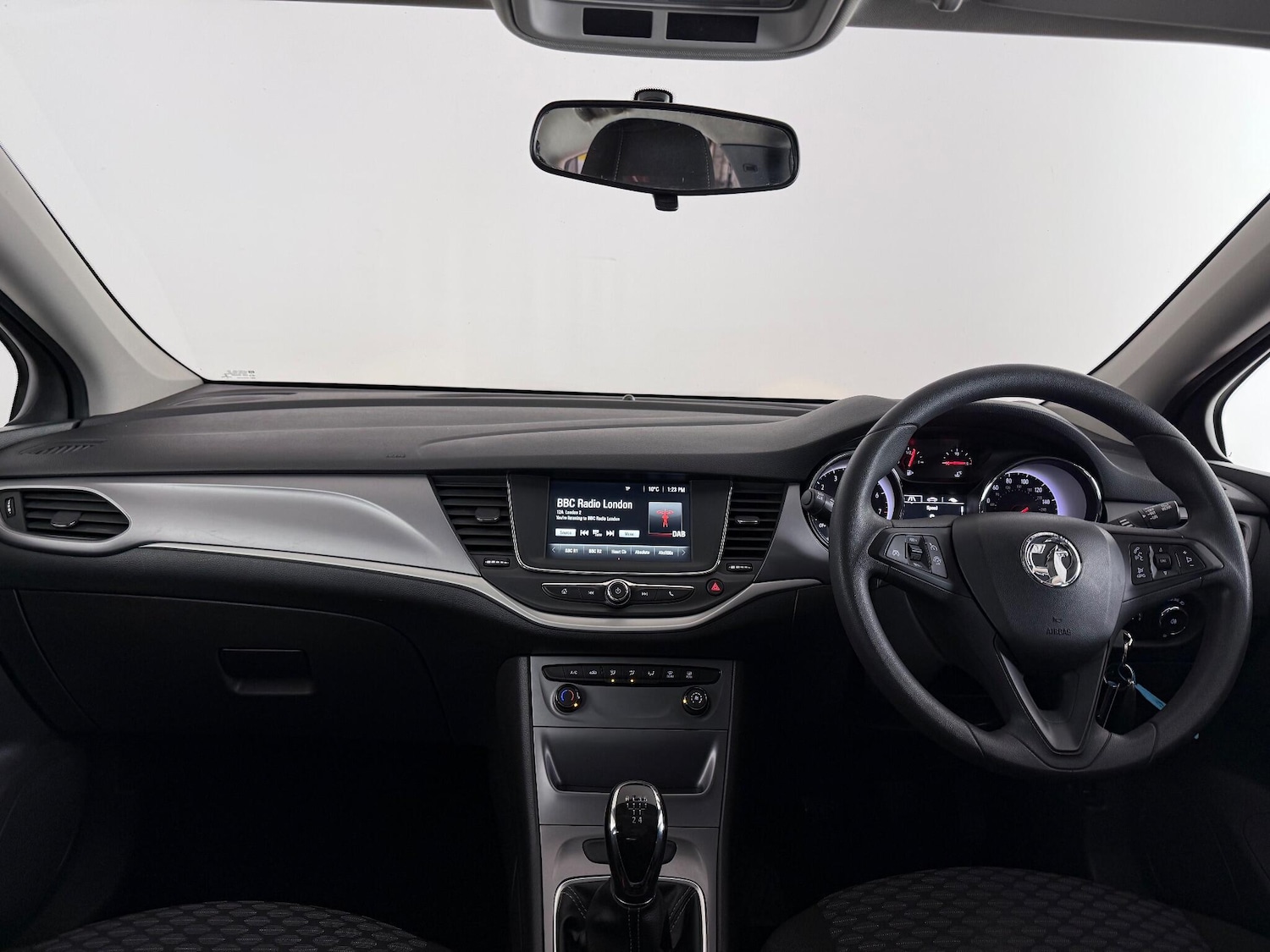 Used Vauxhall Astra 2017 for sale - 77815167: Photo 16