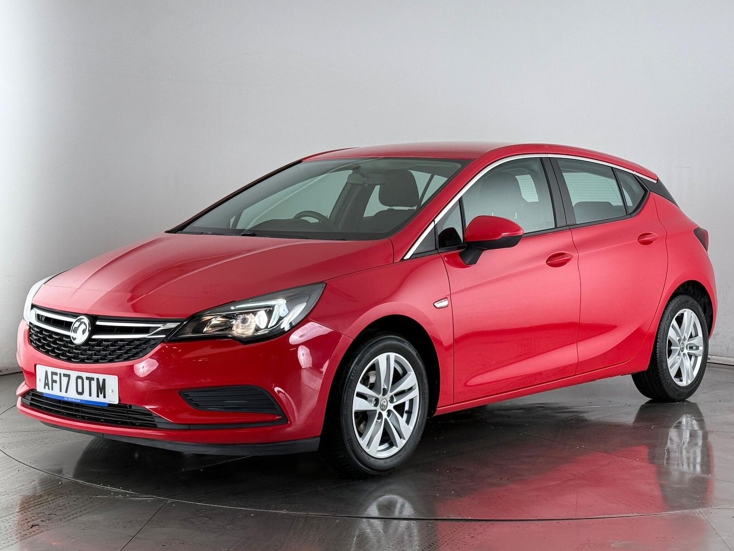 Used Vauxhall Astra 2017 for sale - 77815167: Photo 3